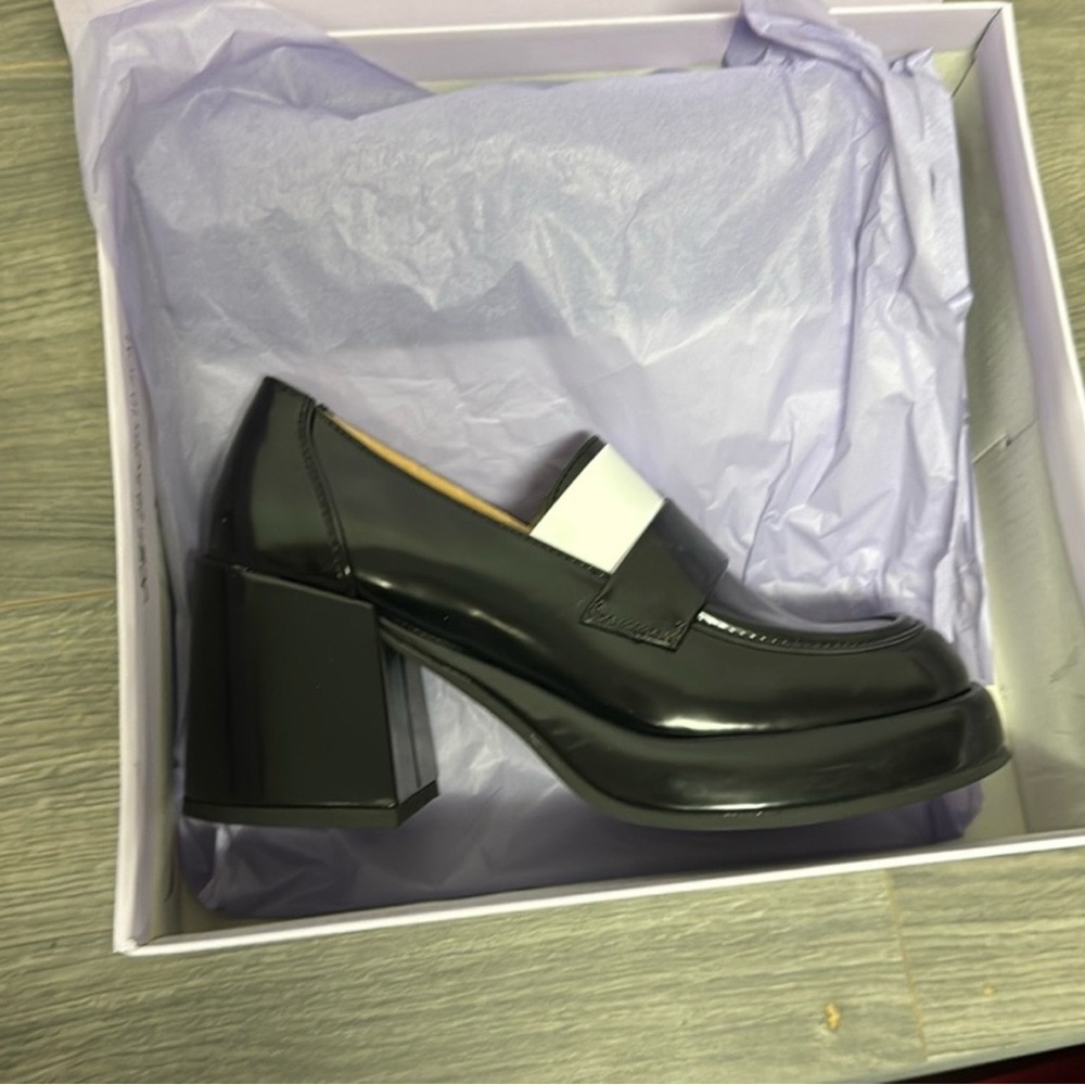 Madden Girl Black Loafers - Picture 8 of 8